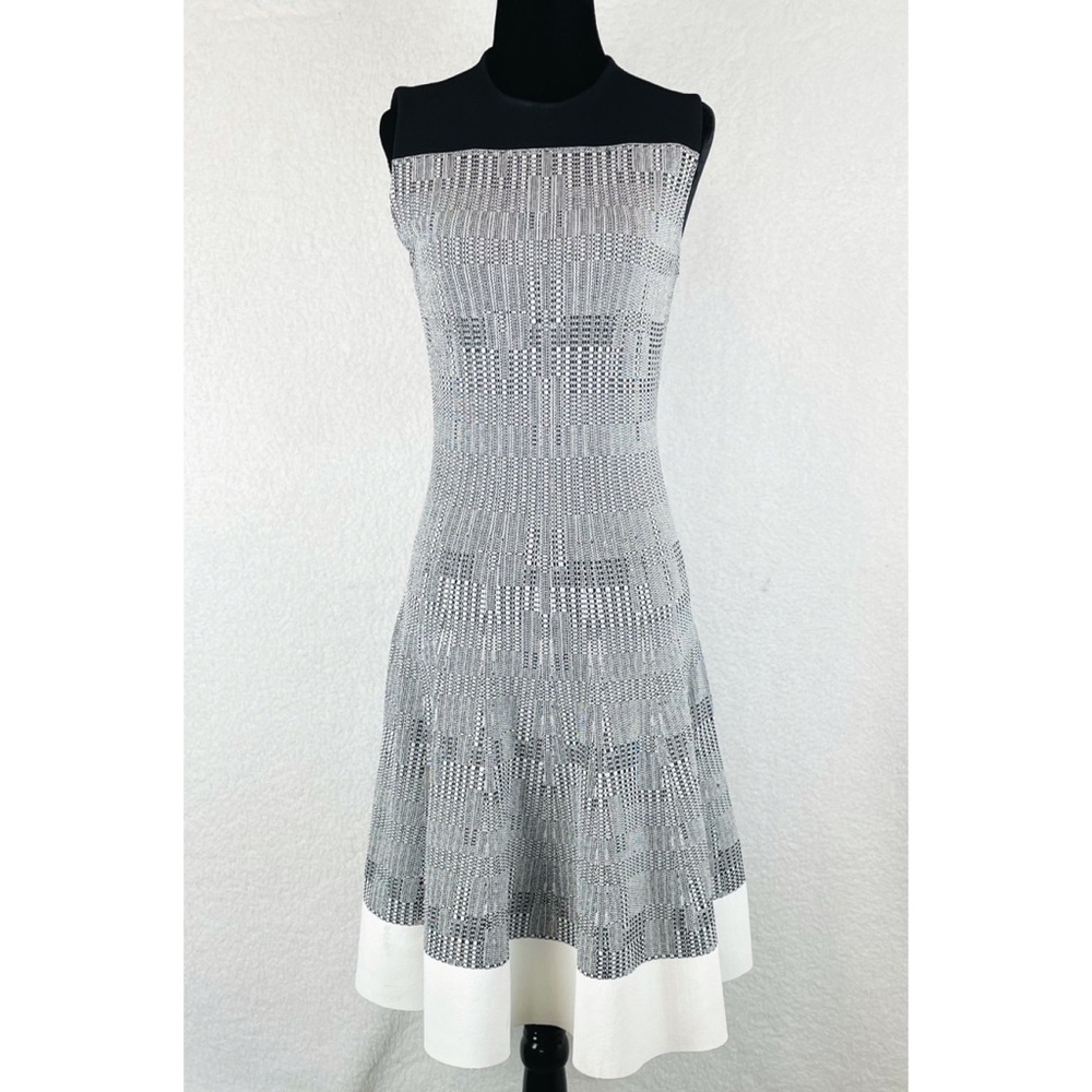 NARCISO RODRIGUEZ • Sleeveless Geometric Tweed Dress, 6 - Picture 6 of 16